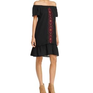 BeachLunchLounge Off-the-shoulder Dress